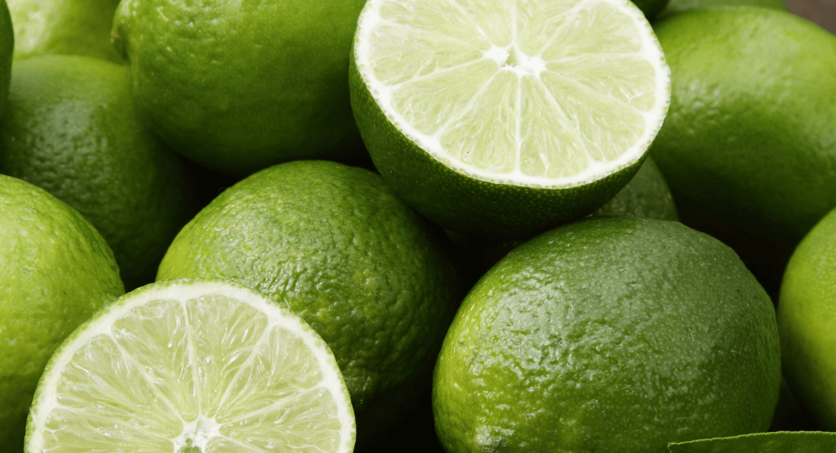 You are currently viewing What are Limes? How are Limes used in Mexican Cuisine?